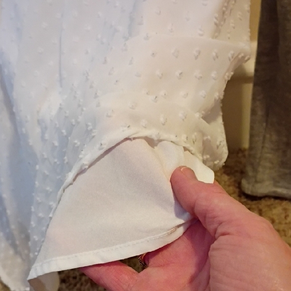 Sundance Gray and White Long Sleeve Top - Picture 5 of 6